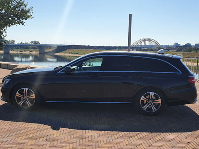 Rondrijden In Nijmegen Met Een Goedkope Taxi