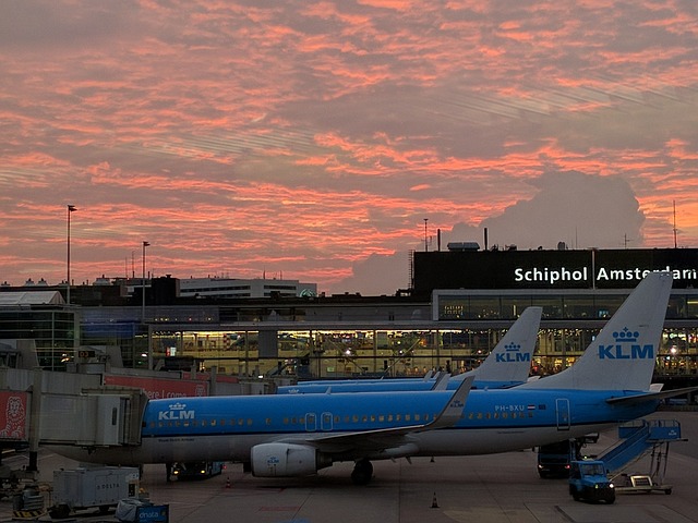 Taxi naar Schiphol nodig